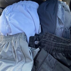 i got them and never wore them i don’t have black anymore there brand new